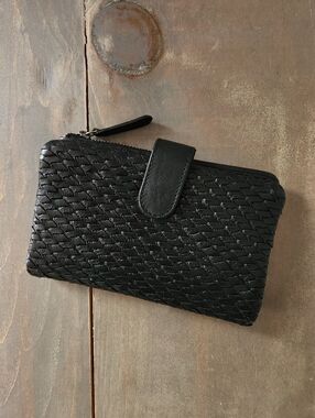 Vilenca Holland Woven Leather Wallet Snap Zip